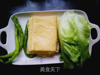 Lettuce with Tofu Skin recipe