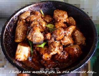 Donkey Meat in Sauce recipe