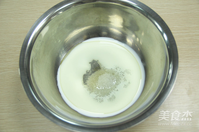 Barley Grass Green Cake Roll recipe