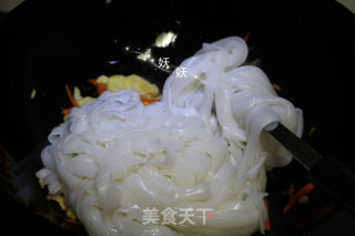 #懒人快手饭#fried Pho recipe