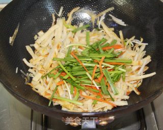 Braised Pork with Bean Sprouts recipe