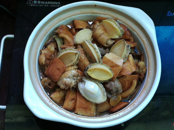 Braised Chicken Nuggets with Small Abalone recipe