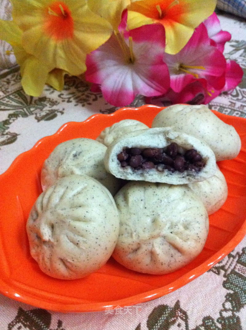 Black Bean Noodles and Red Bean Buns