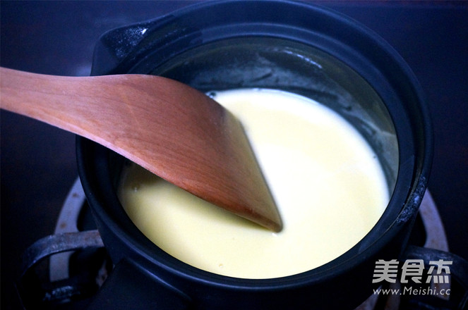 Two-tone Chocolate Sweetheart Mousse recipe