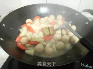 Warm Food-curry Potato Fish Ball recipe