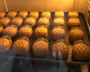 Cantonese-style Pineapple Mooncakes (the Hottest in 2020) recipe