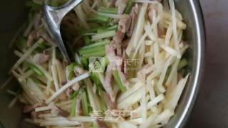 Simple Celery and Potato Shreds recipe