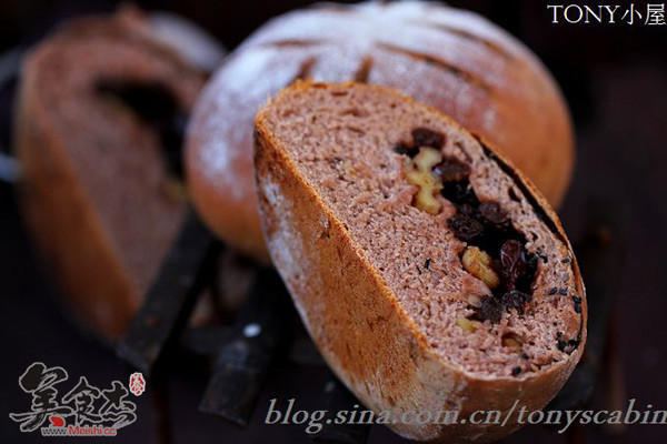 Red Wine Raisin Bread recipe