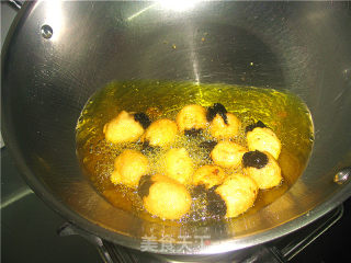 [cookbook Exchange Gift 2] for Husband-simple and Delicious Dessert-fried Glutinous Rice Dates recipe