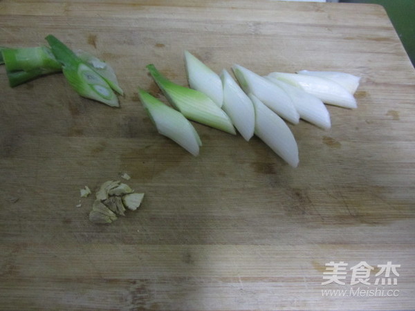 Roasted Duck Wing Root with Mushroom recipe