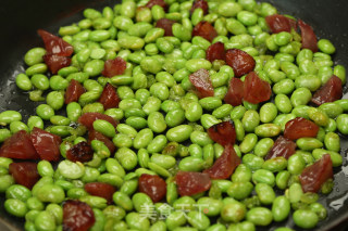 Fried Edamame with Crispy Radish recipe