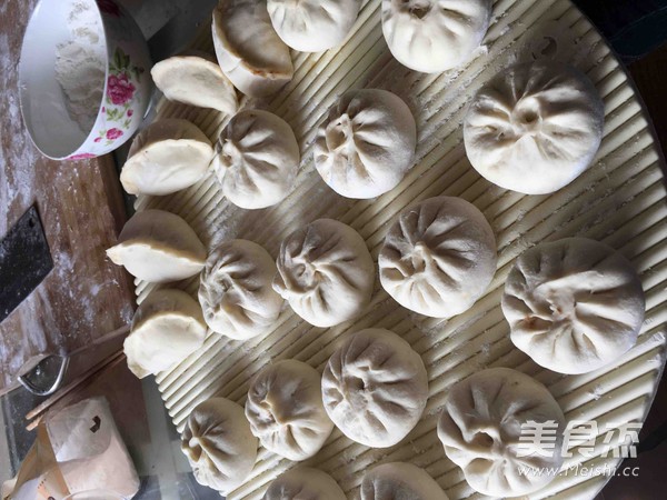 Pork and Fungus Buns recipe