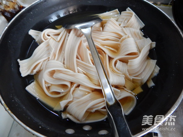 Cucumber Taro Noodles recipe