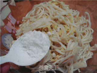 Dried Tofu Mixed with Enoki Mushrooms recipe