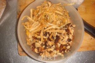 【tea Soy Mushroom Sauce】(it's Delicious If You are Willing to Put The Ingredients) recipe