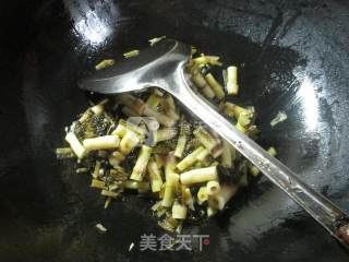 Stir-fried Wild Bamboo Shoots with Pickled Vegetables recipe