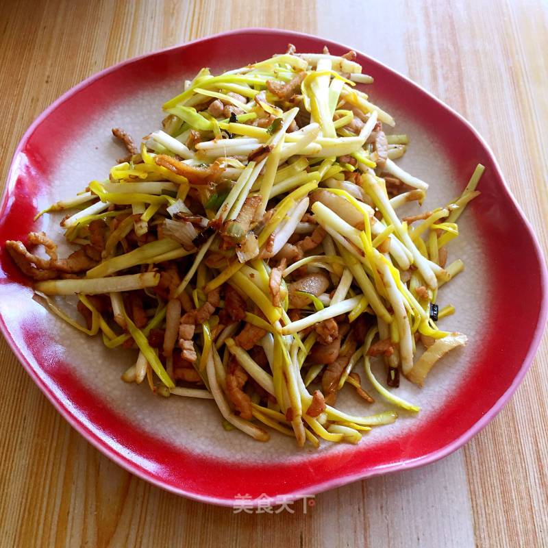 Stir-fried Pork with Garlic recipe