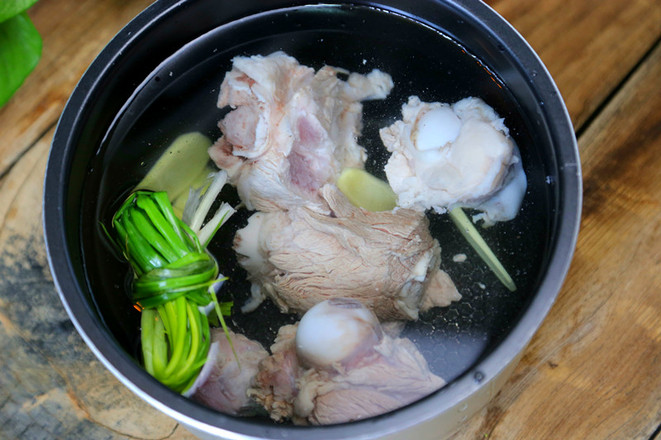 Mandarin Duck Hot Pot recipe