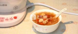 White Fungus and Lotus Seed Soup recipe