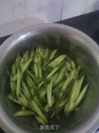 Cucumber Mixed with Dried Bean Curd recipe