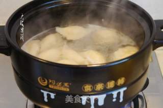 Dumplings Stuffed with Cabbage and Egg recipe