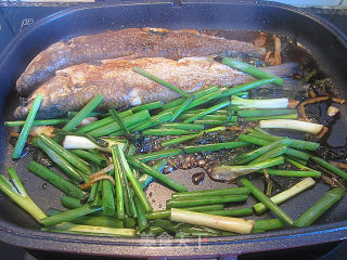 Fried Fish with Basil recipe