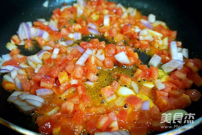 Fried Noodles with Seafood recipe