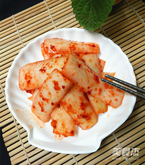 Korean Spicy Radish Peel recipe