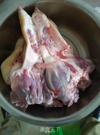 Boneless Braised Pork Trotters recipe