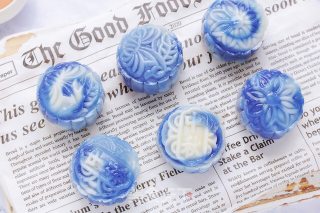 Blue and White Porcelain Snowy Mooncake recipe