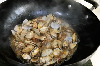 Stir-fried Clams recipe