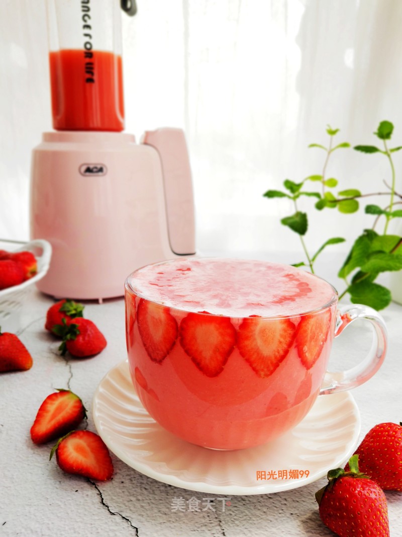 Strawberry Yogurt Cup recipe