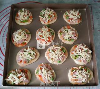 #aca烤明星大赛# Mini Ham Pizza recipe