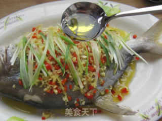 Steamed Golden Pomfret recipe