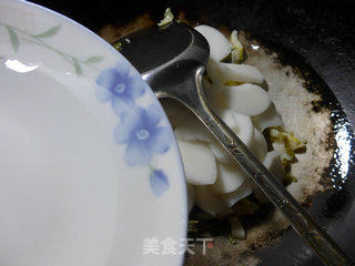 Stir-fried Rice Cake with Pickled Vegetables and Bamboo Shoots recipe