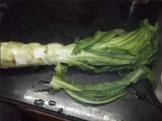 Stir-fried Shredded Pork with Lettuce recipe