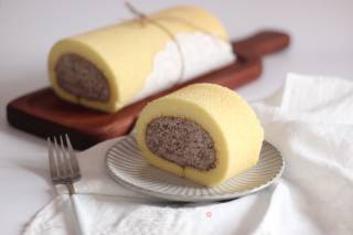 Oreo Salty Cream Cake Roll recipe