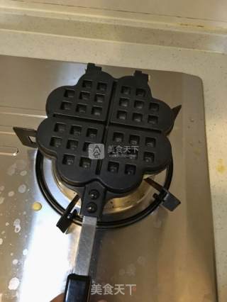 Breakfast: Waffle Sausage Fruit Combination recipe