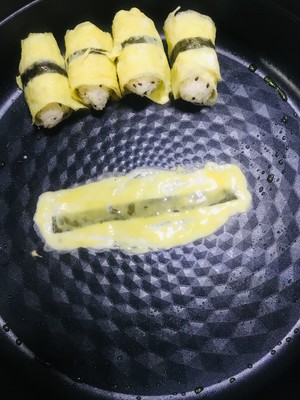 Omelet Sushi recipe