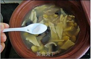 Yuba Ginkgo Pork Belly Soup recipe