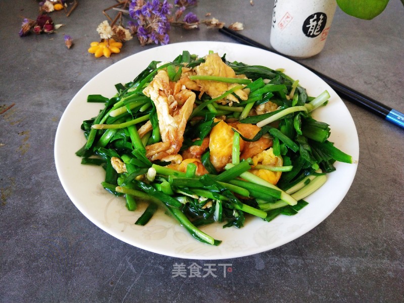 Scrambled Eggs with Leek recipe