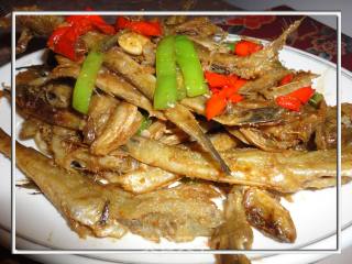 Stir-fried Small Fish with Green and Red Pepper recipe