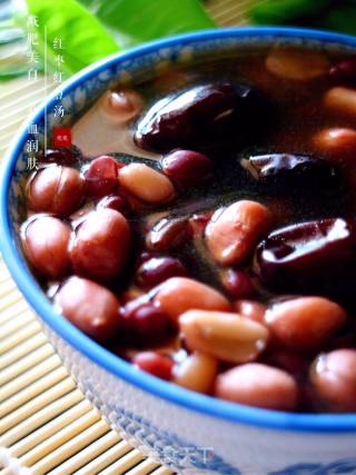 Red Dates, Red Beans and Peanut Soup recipe