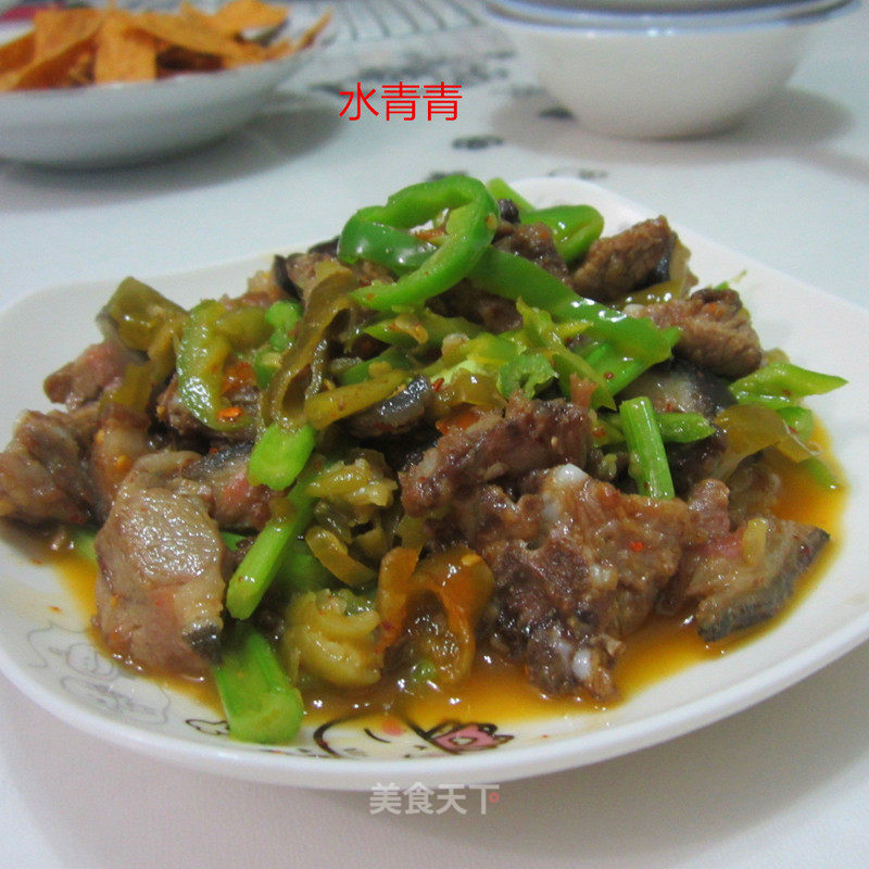Stir-fried Sour and Spicy Donkey Meat recipe
