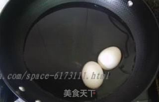 Melon Strips Mixed with Egg Yolk recipe