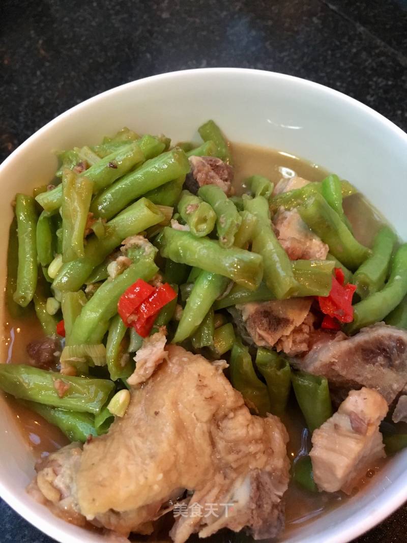 Stewed Beans with Meat Bone recipe