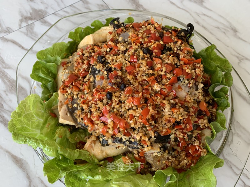 Fish Head Tough Tofu with Hemp Seed Chopped Pepper recipe