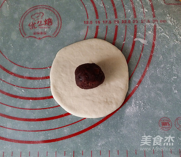 Red Bean Paste Buns recipe