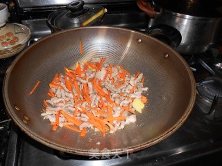 Garlic Stalks Fried Fragrant and Dried recipe