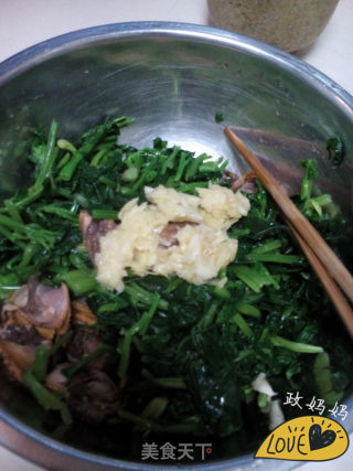 Spinach Mixed with Hairy Clams recipe